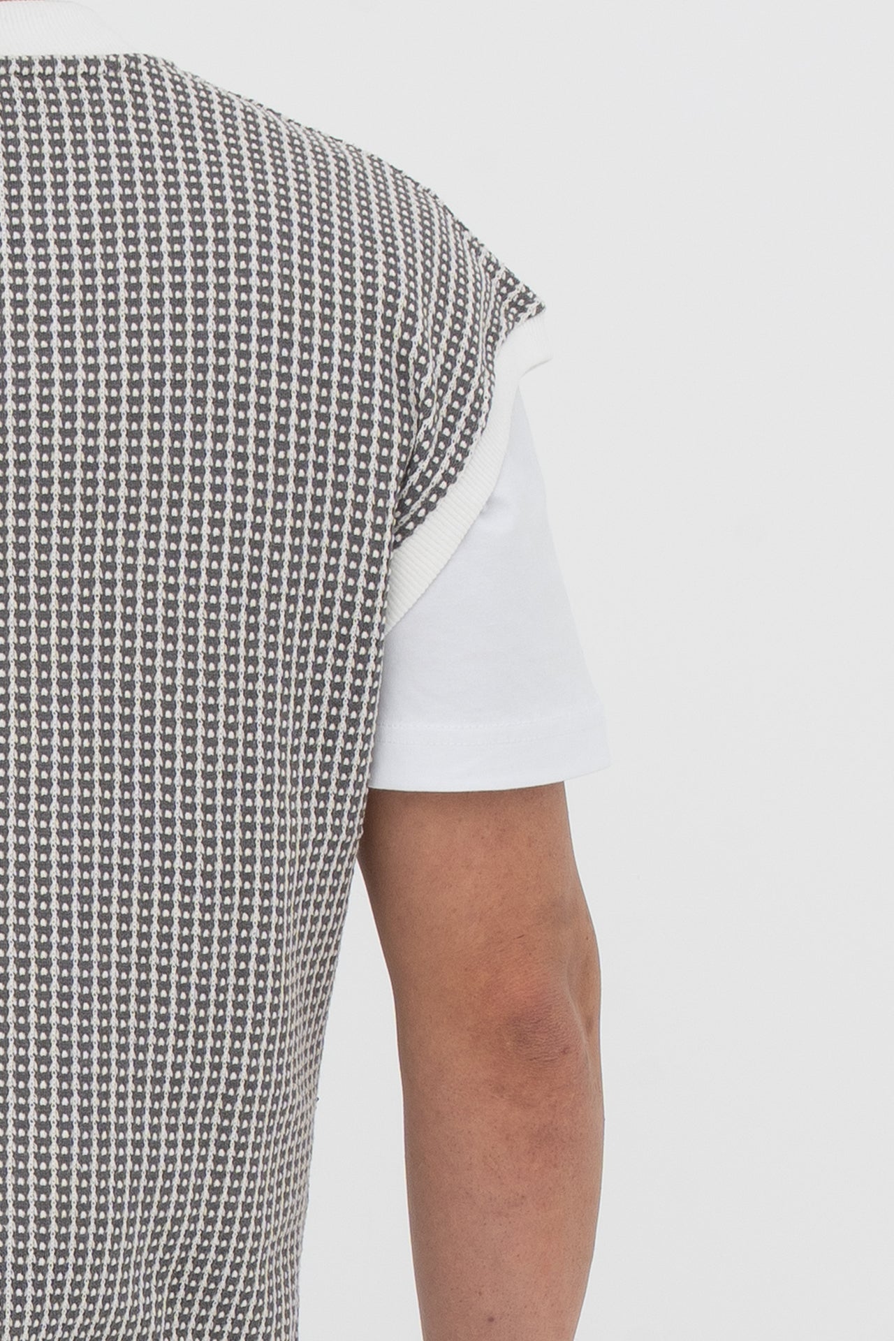 Sıfır Kollu Oversize Triko Süveter