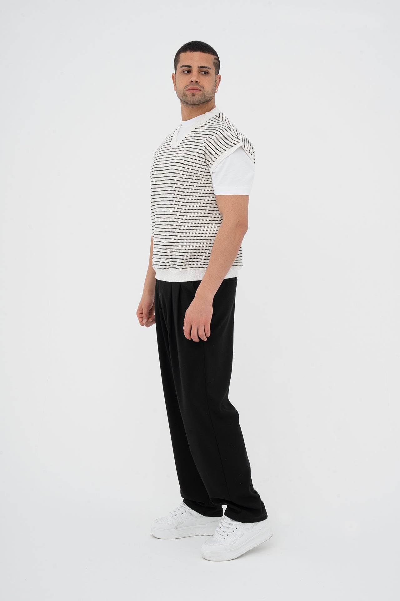 Sıfır Kollu Oversize Triko Süveter