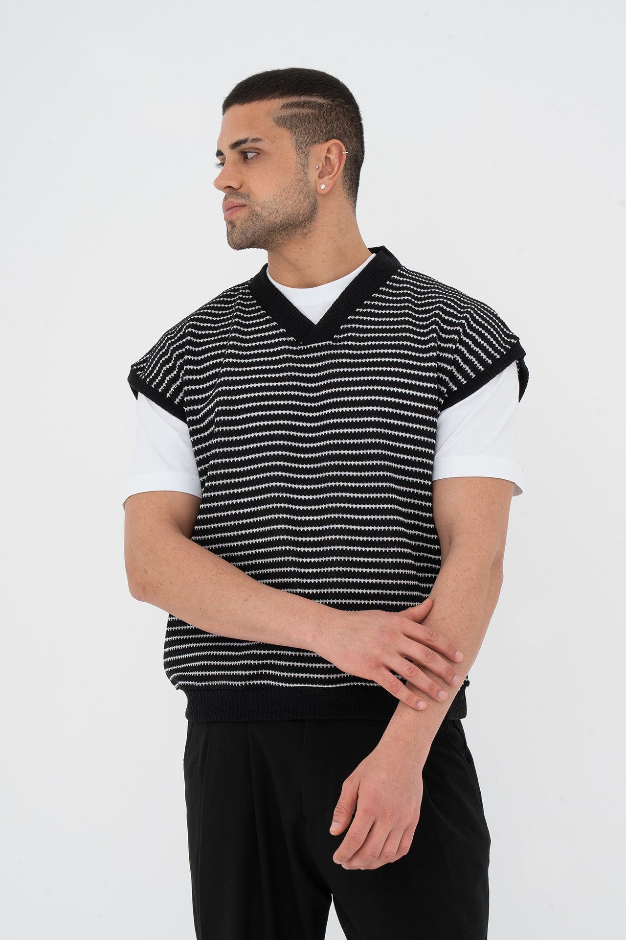 Sıfır Kollu Oversize Triko Süveter