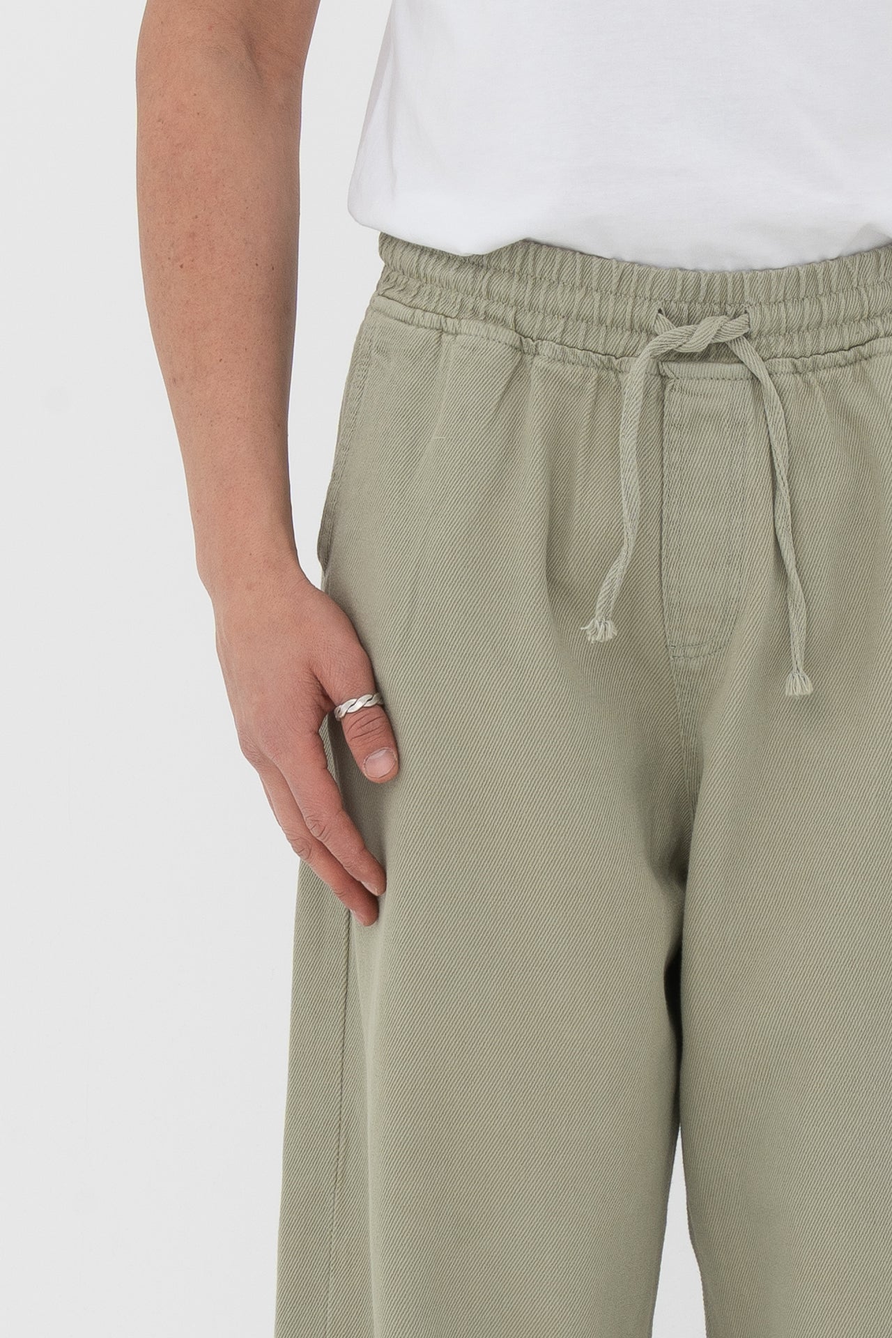 Beli Lastikli Baggy Gabardin Pantolon