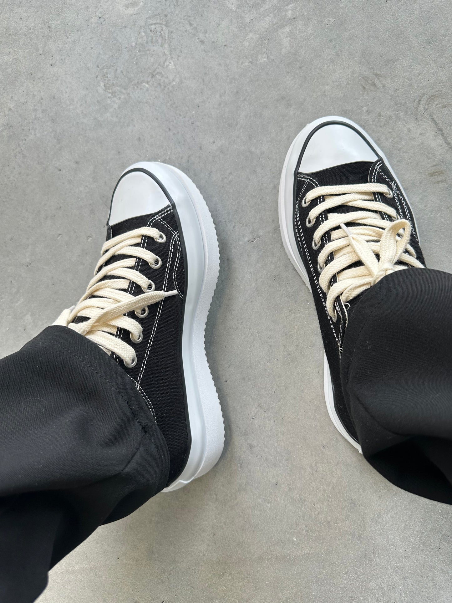 Yüksek taban converse