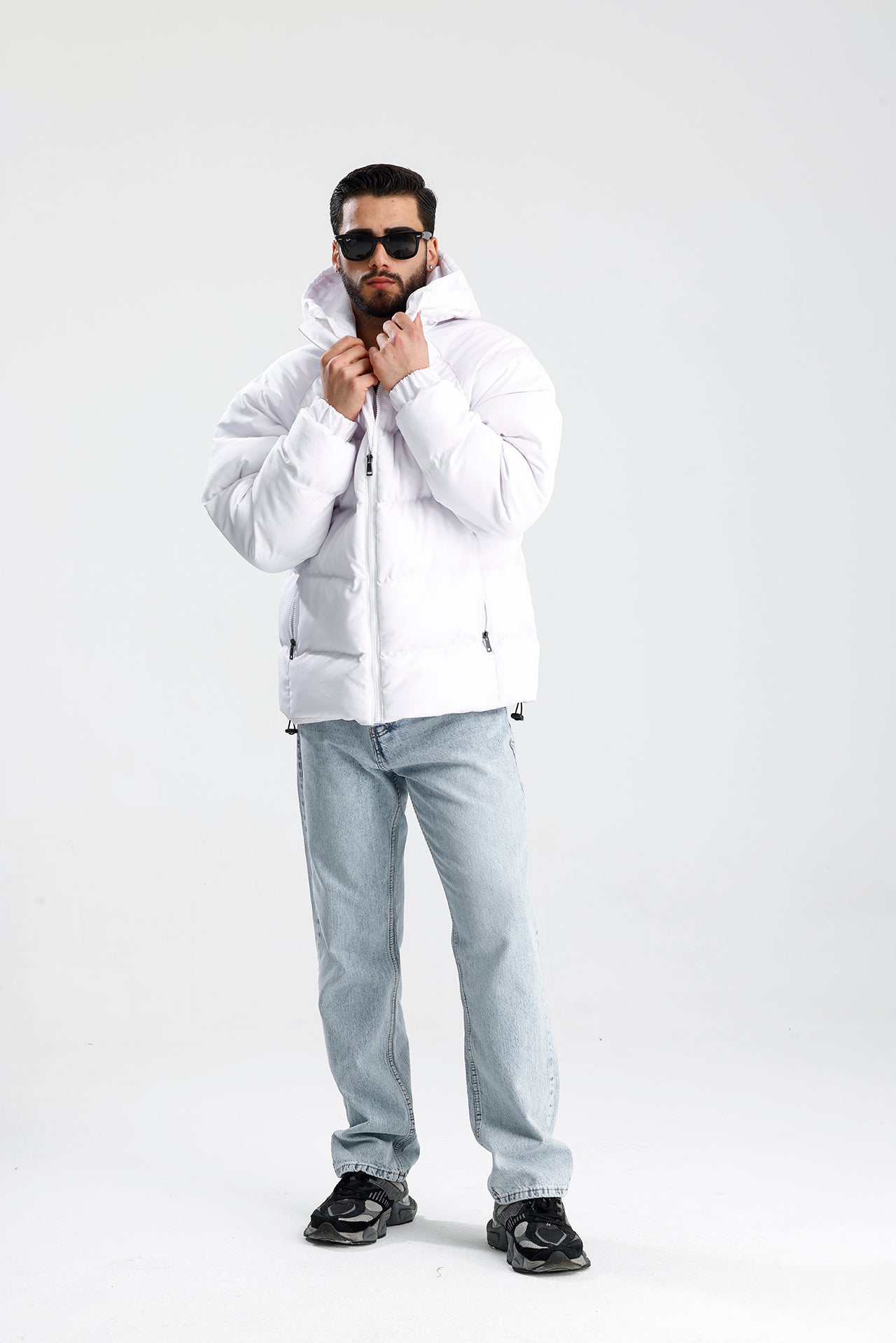 STWD Nakışlı Oversize Kapüşonlu Şişme Mont