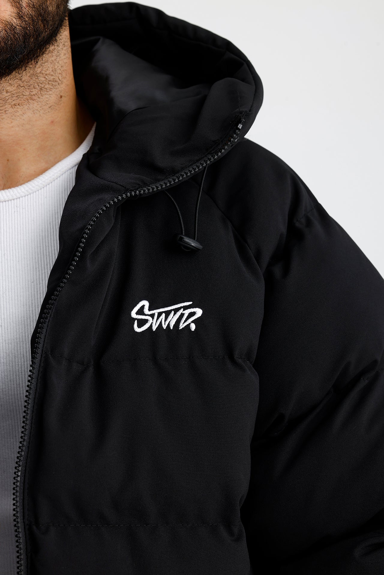 STWD Nakışlı Oversize Kapüşonlu Şişme Mont