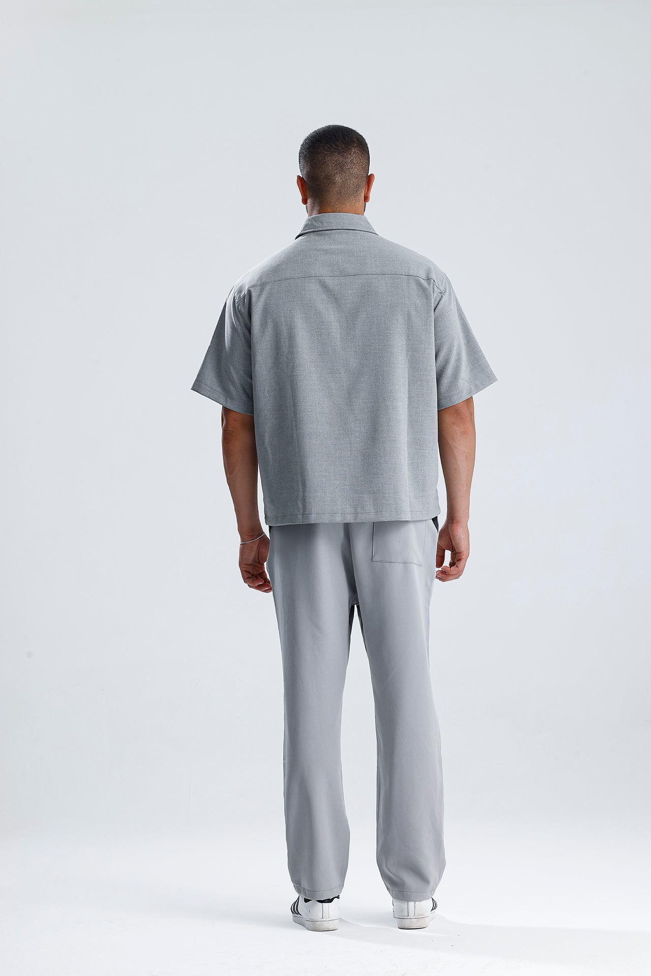 Ön Dikiş Detaylı Kumaş Takım