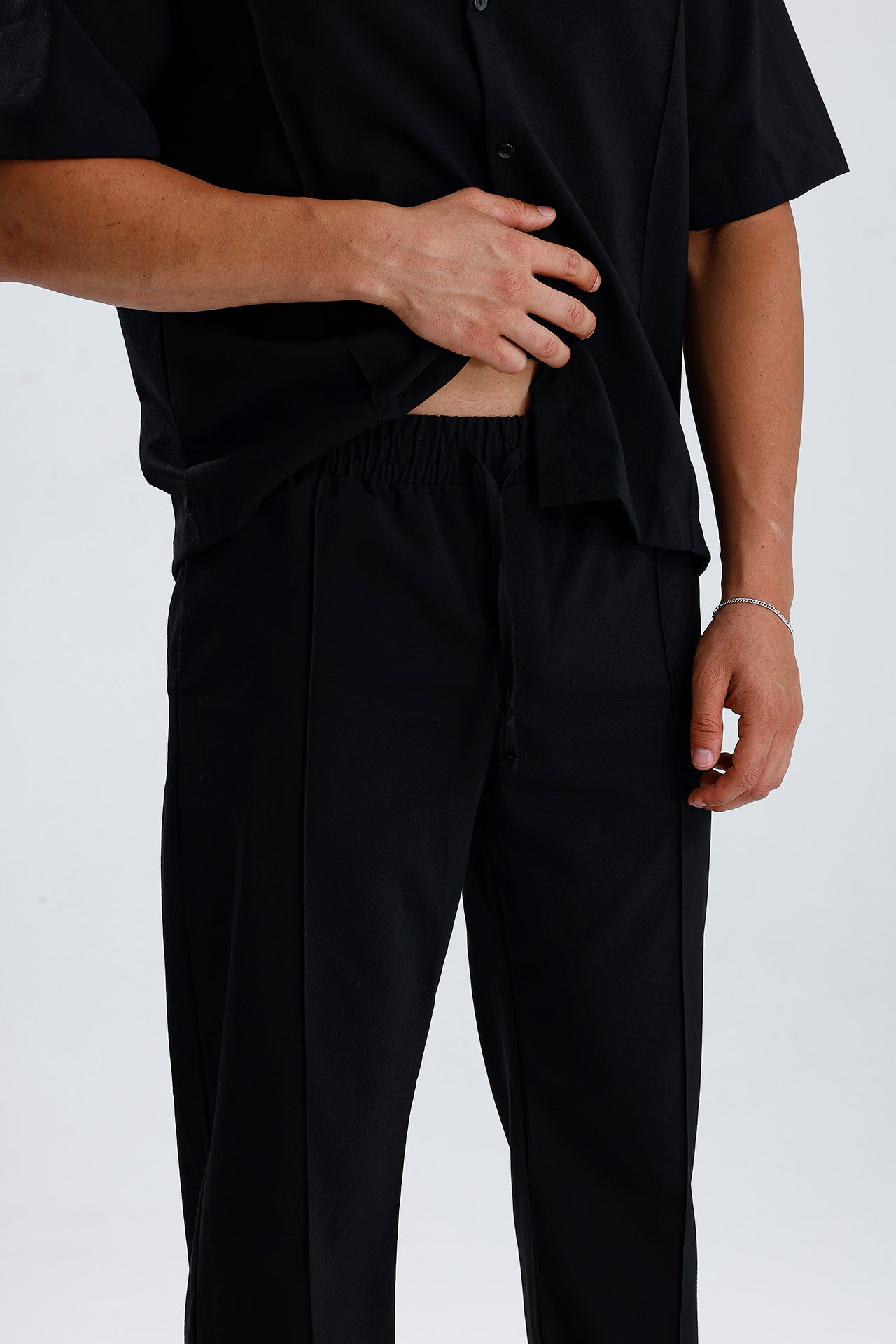 Ön Dikiş Detaylı Kumaş Takım